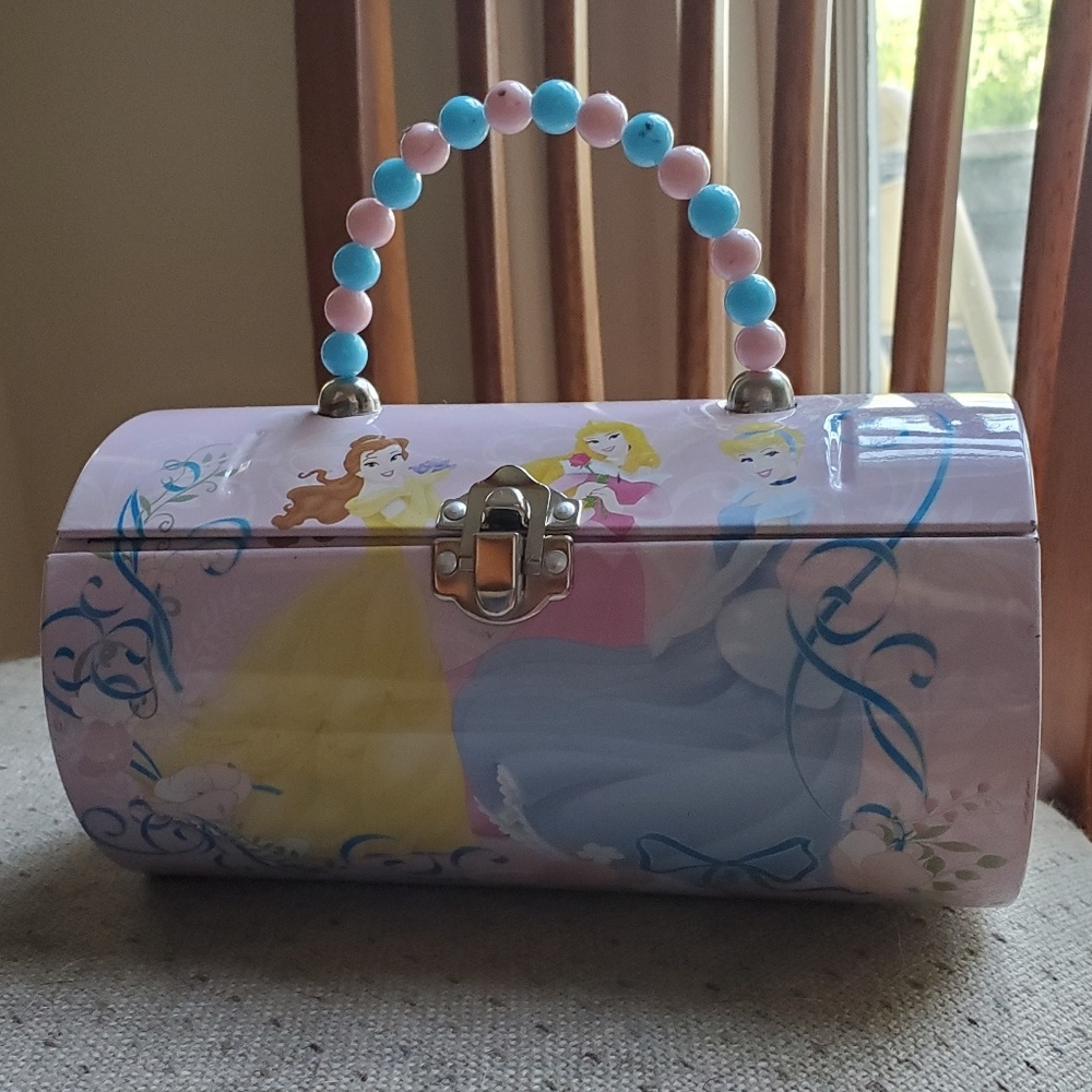 Disney Princess Crayon Tin